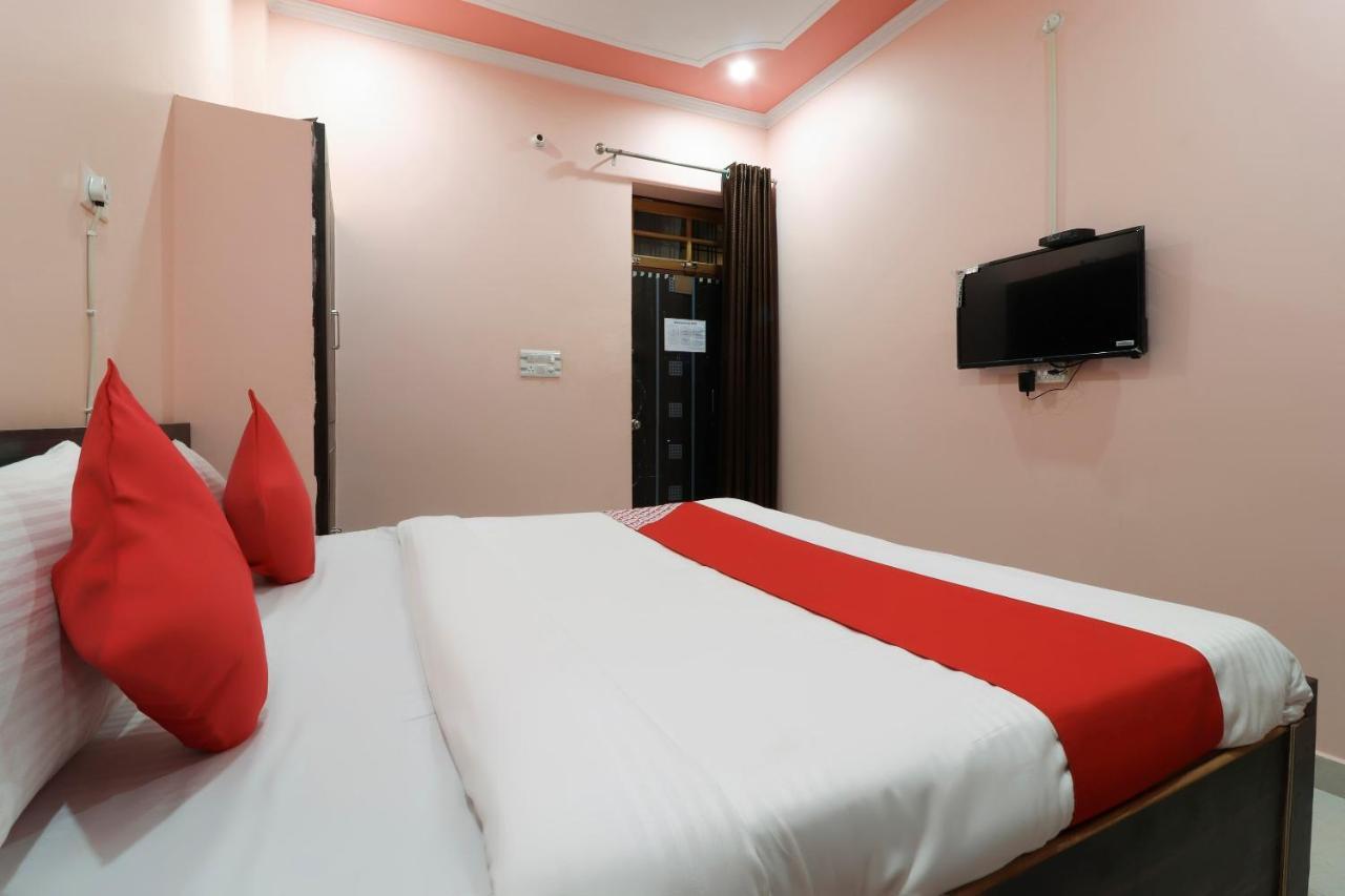 Oyo Hotel Aryan Galaxy Bhauli Buitenkant foto